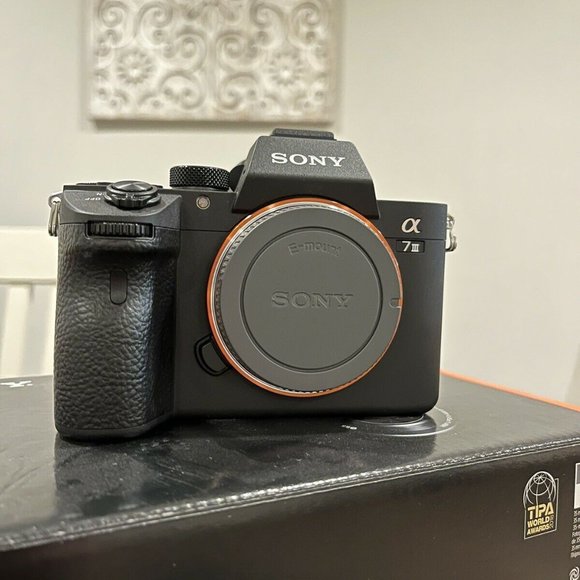 Accessories - Sony a7iii Brand New